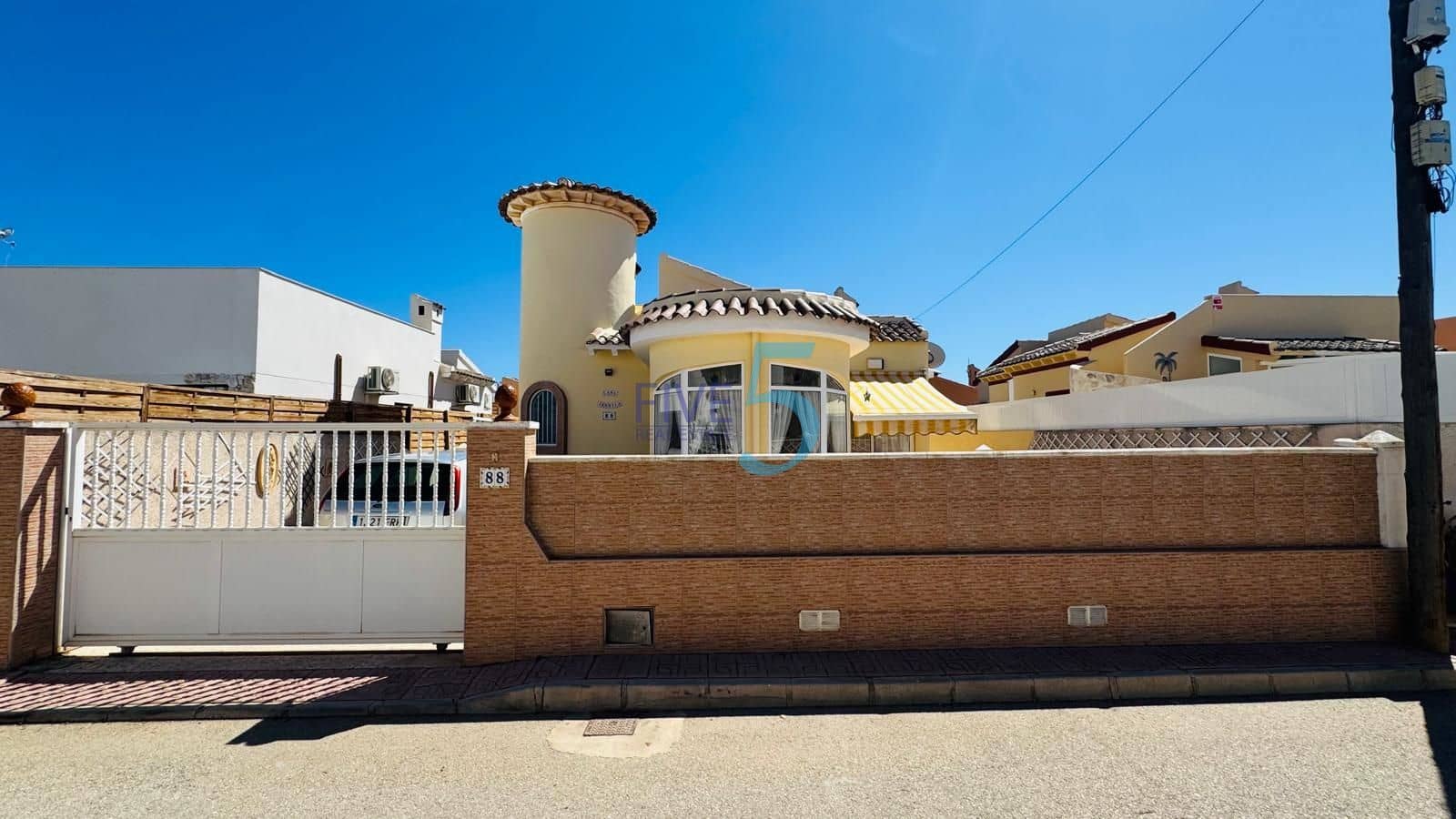 2 soverom Villa til salgs i Playa Flamenca med garasje - € 295 000 (Ref: 10073083)