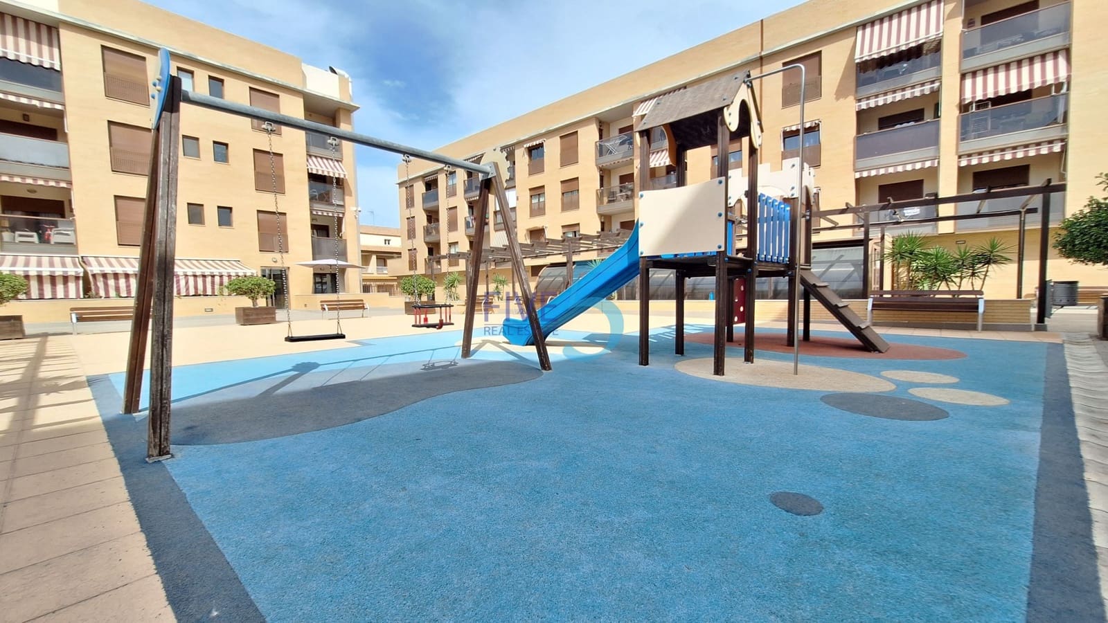 2 slaapkamer Appartement te koop in San Pedro del Pinatar met zwembad garage - € 170.000 (Ref: 10073084)