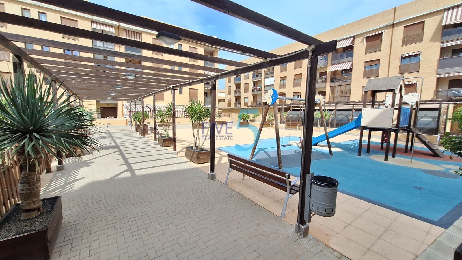 2 slaapkamer Appartement te koop in San Pedro del Pinatar met zwembad garage - € 170.000 (Ref: 10073084)