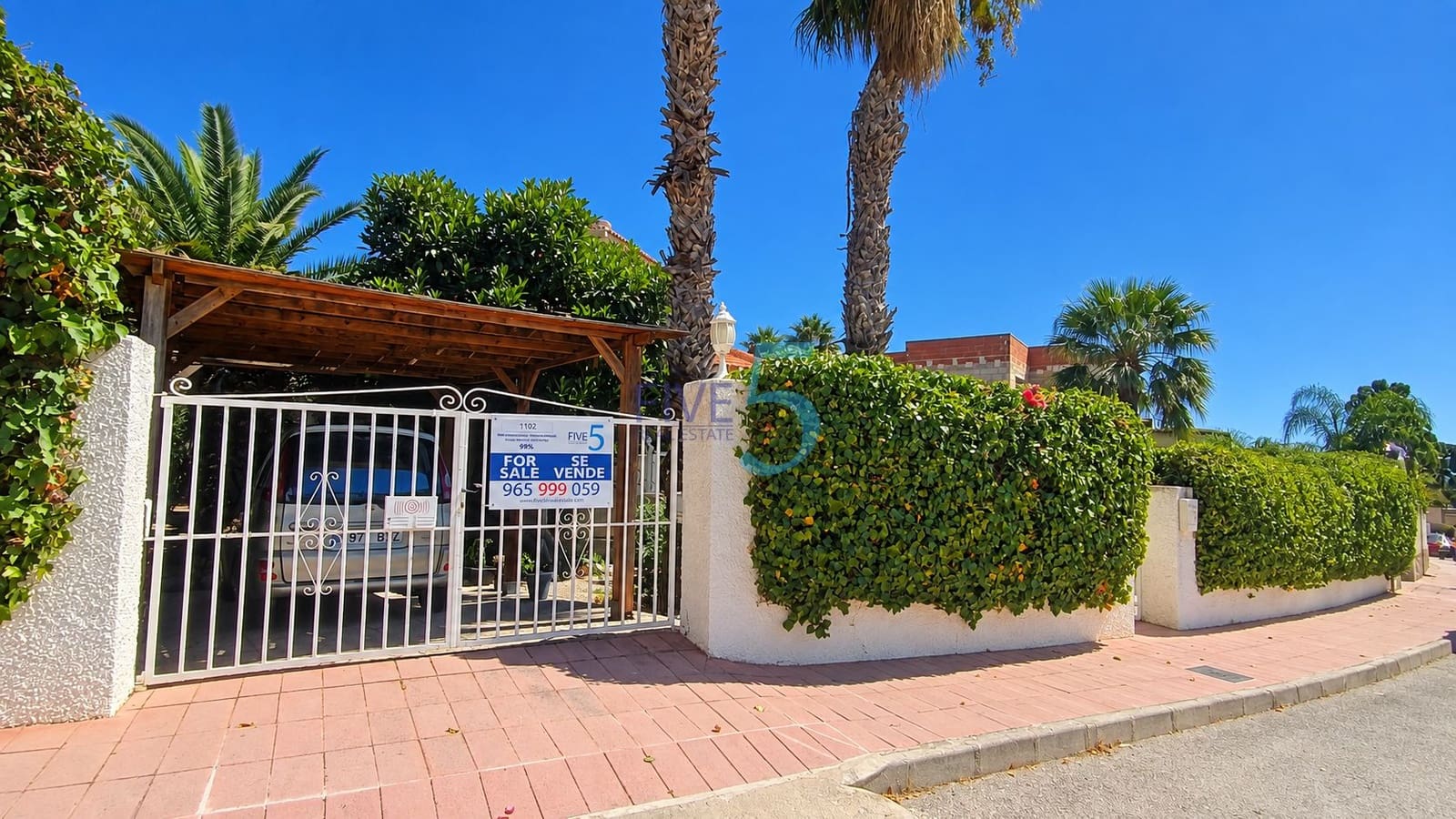 3 quarto Moradia para venda em Ciudad Quesada com piscina - 399 950 € (Ref: 10074756)