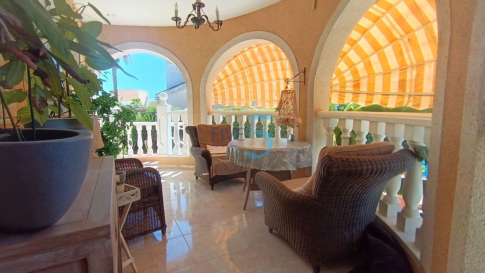 3 quarto Moradia para venda em Ciudad Quesada com piscina - 399 950 € (Ref: 10074756)