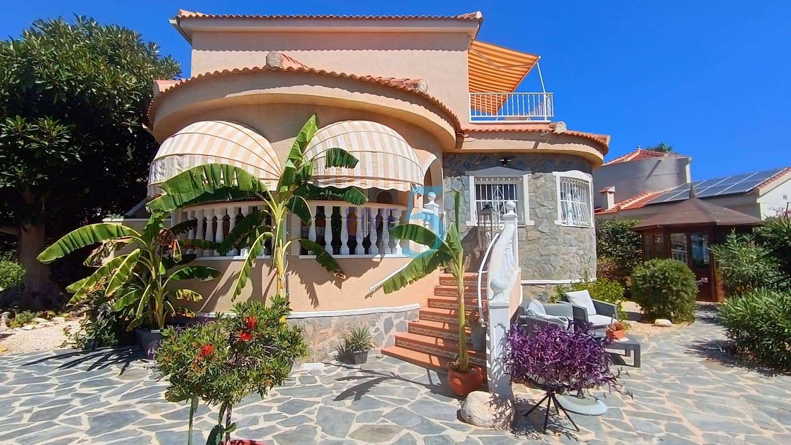 3 quarto Moradia para venda em Ciudad Quesada com piscina - 399 950 € (Ref: 10074756)