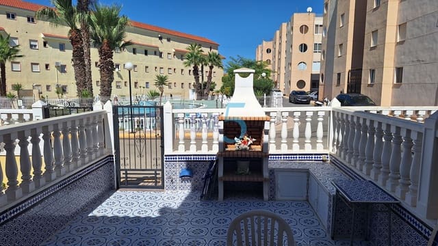 2 sypialnia Dom na sprzedaż w Torrevieja z basenem garażem - 269 000 € (Ref: 10077140)
