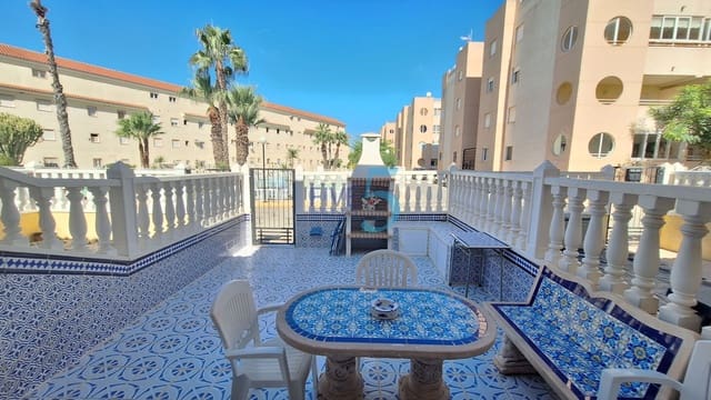 2 sypialnia Dom na sprzedaż w Torrevieja z basenem garażem - 269 000 € (Ref: 10077140)