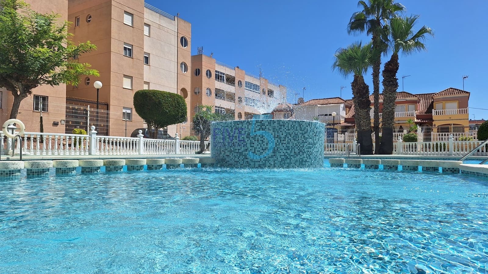 2 sypialnia Dom na sprzedaż w Torrevieja z basenem garażem - 269 000 € (Ref: 10077140)