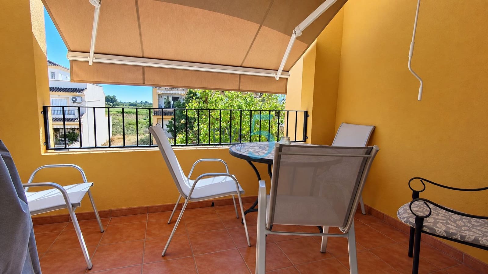 Apartamento de 2 habitaciones en Daya Nueva en venta con piscina - 125.000 € (Ref: 10077141)