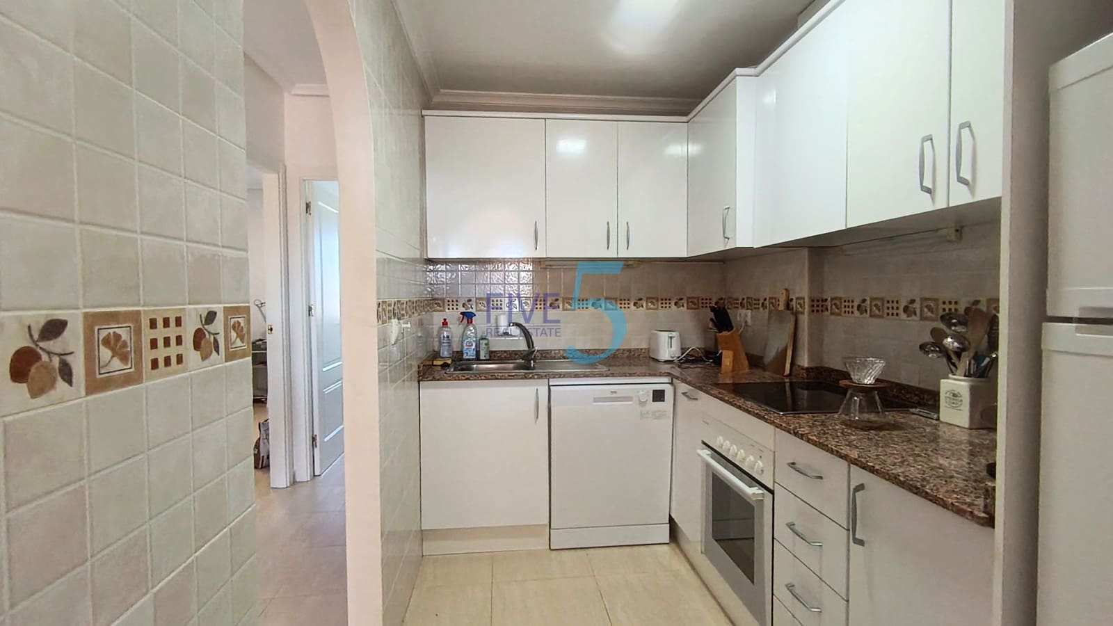 Apartamento de 2 habitaciones en Daya Nueva en venta con piscina - 125.000 € (Ref: 10077141)
