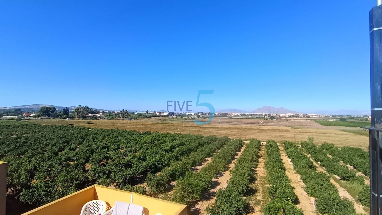 Apartamento de 2 habitaciones en Daya Nueva en venta con piscina - 125.000 € (Ref: 10077141)