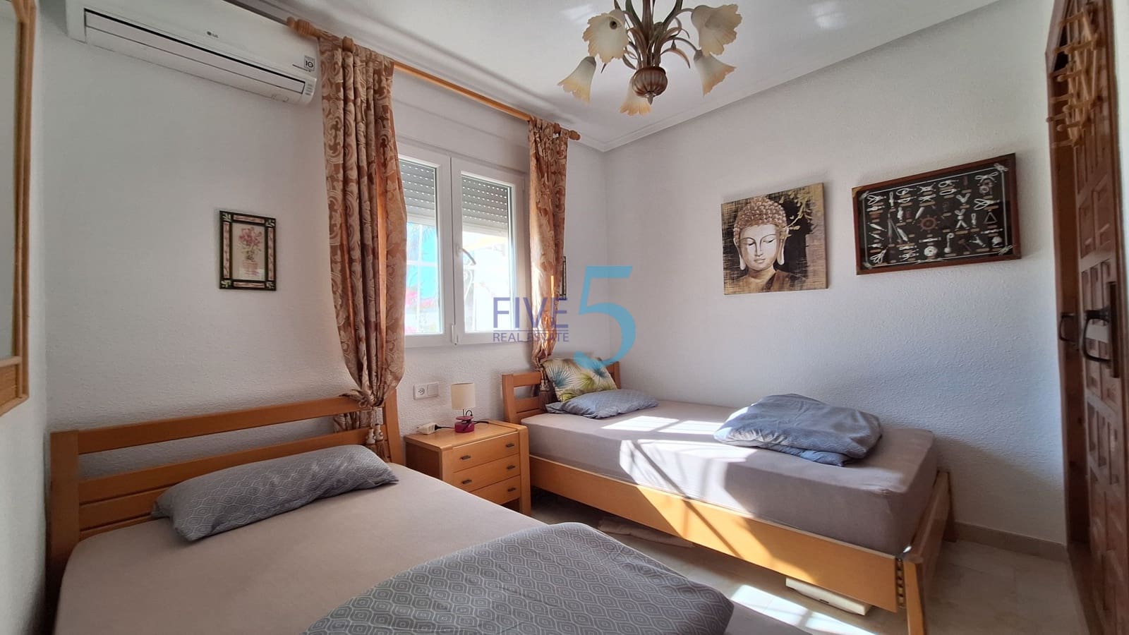 Chalet de 3 habitaciones en Ciudad Quesada en venta con piscina garaje - 539.000 € (Ref: 10077339)