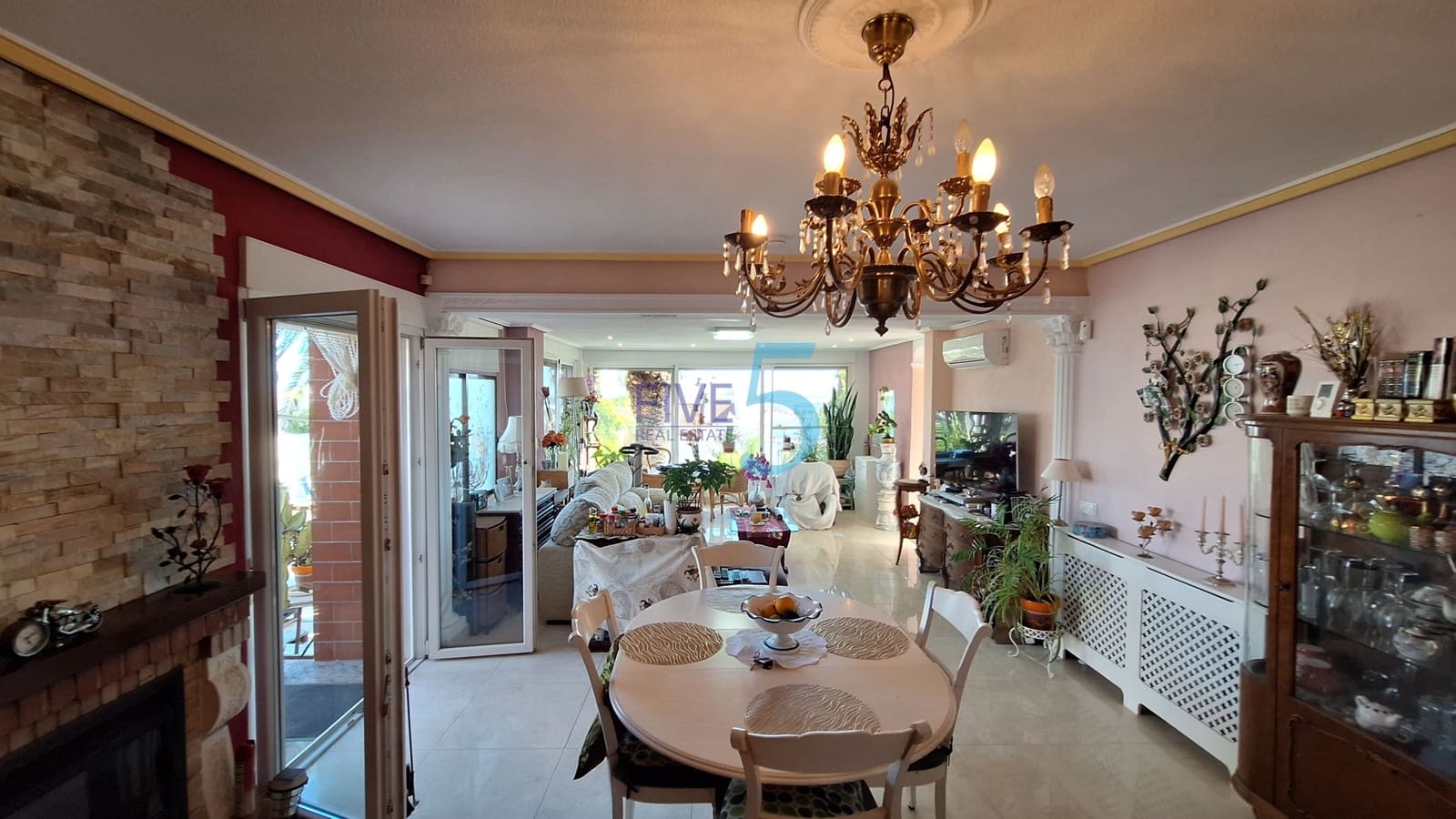 Chalet de 3 habitaciones en Ciudad Quesada en venta con piscina garaje - 539.000 € (Ref: 10077339)