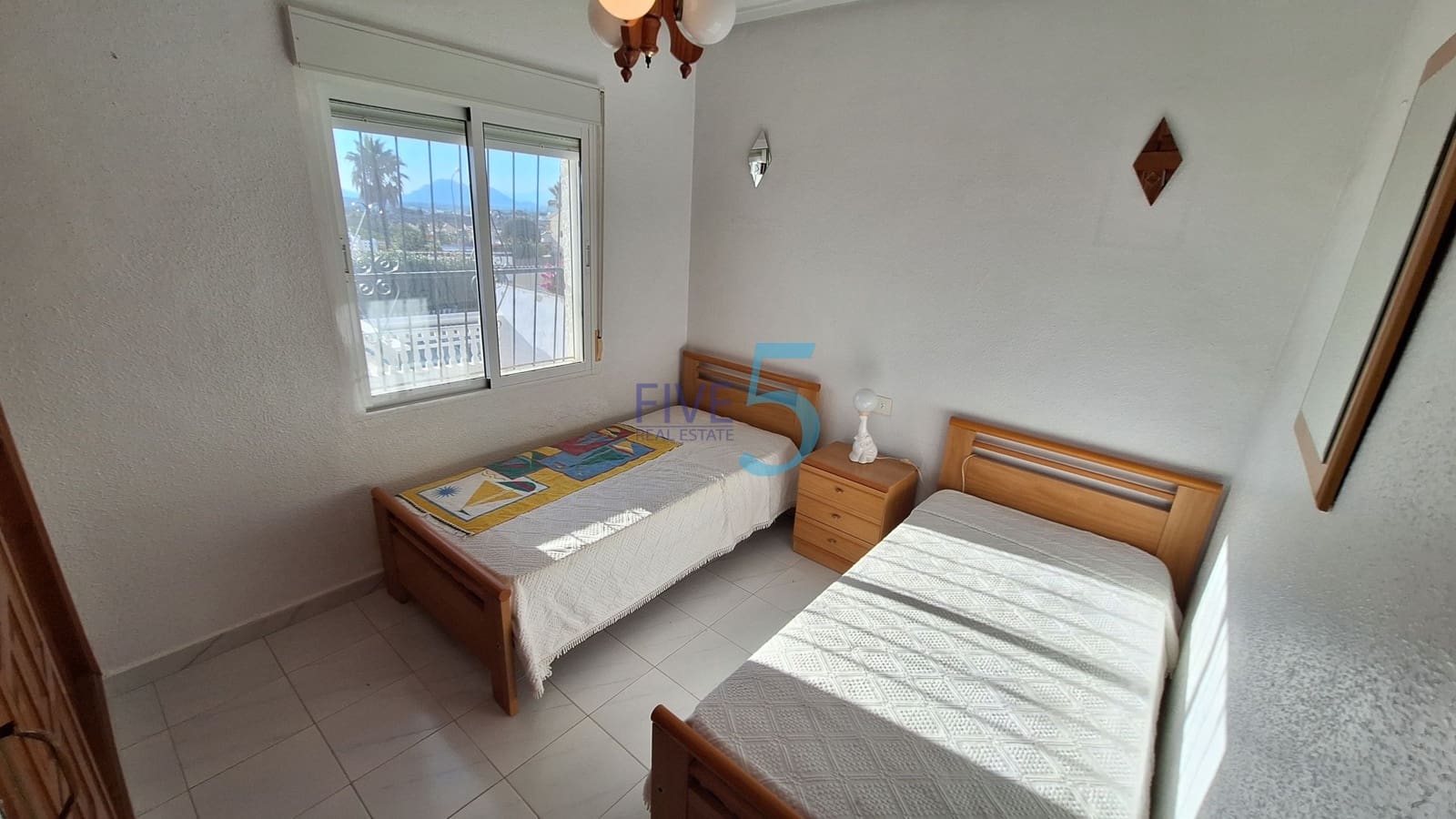 Chalet de 3 habitaciones en Ciudad Quesada en venta con piscina garaje - 539.000 € (Ref: 10077339)