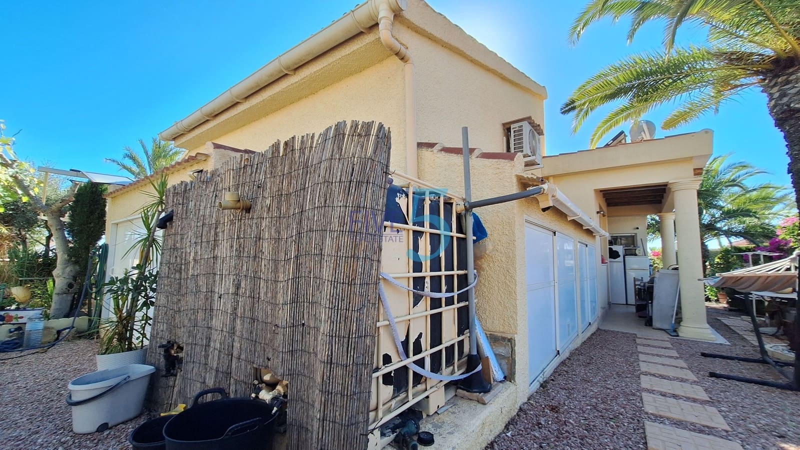 Chalet de 3 habitaciones en Ciudad Quesada en venta con piscina garaje - 539.000 € (Ref: 10077339)