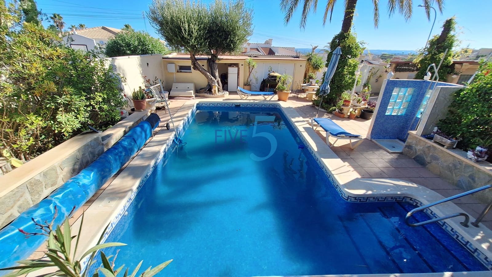 Chalet de 3 habitaciones en Ciudad Quesada en venta con piscina garaje - 539.000 € (Ref: 10077339)