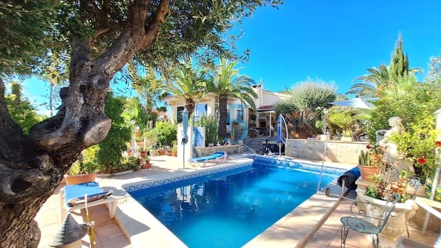 Chalet de 3 habitaciones en Ciudad Quesada, Rojales en venta con piscina garaje - 539.000 € (Ref: 10077339)