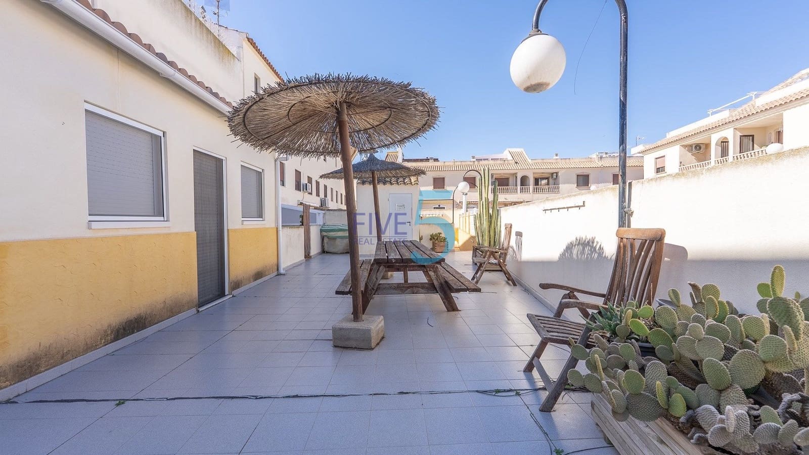 Apartamento de 2 habitaciones en San Fulgencio en venta con piscina - 119.500 € (Ref: 10077340)