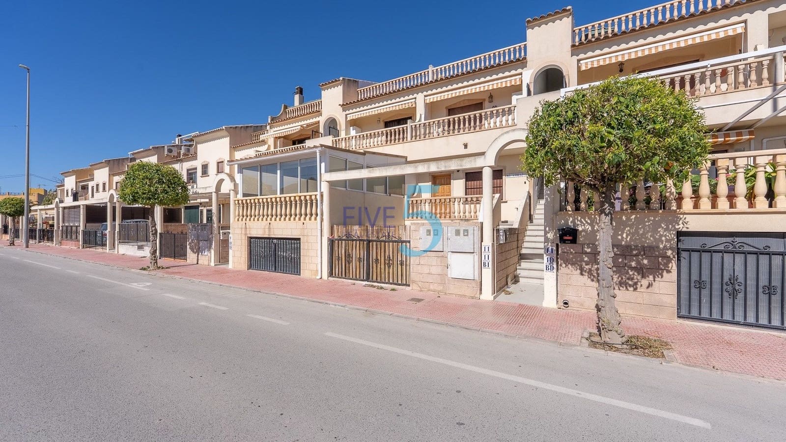 Apartamento de 2 habitaciones en San Fulgencio en venta con piscina - 119.500 € (Ref: 10077340)