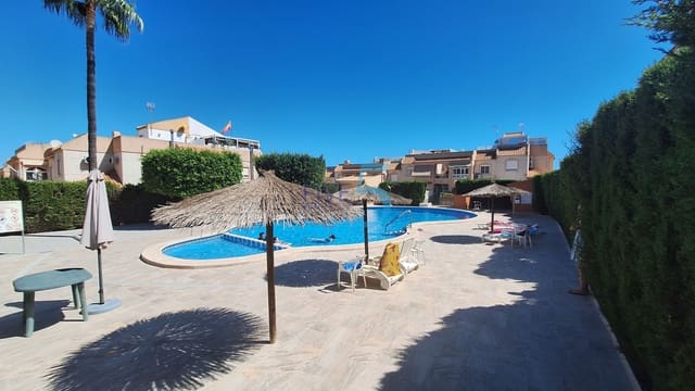 2 bedroom Apartment for sale in Torrevieja with pool - € 185,000 (Ref: 10077341)