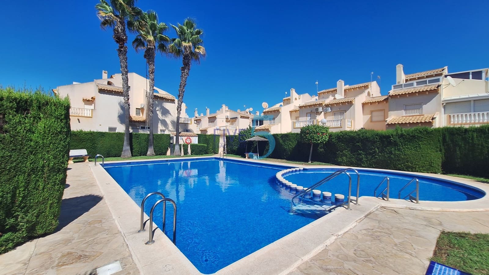 2 soverom Leilighet til salgs i Playa Flamenca med svømmebasseng garasje - € 229 900 (Ref: 10079081)