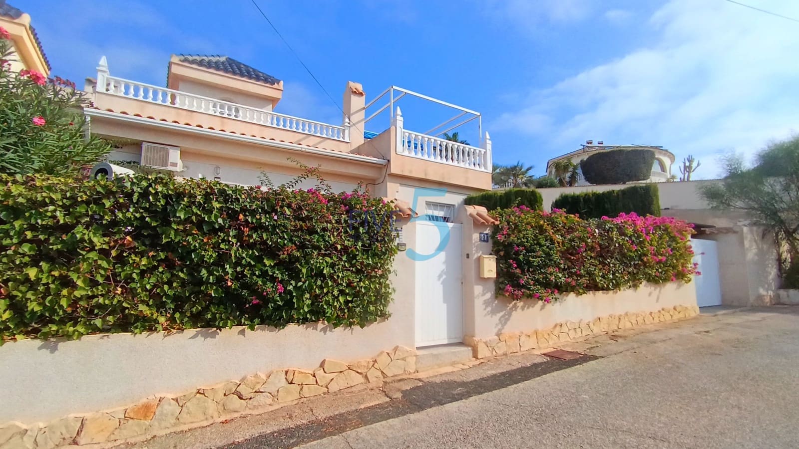 2 soverom Villa til salgs i Ciudad Quesada med svømmebasseng - € 245 000 (Ref: 10079980)