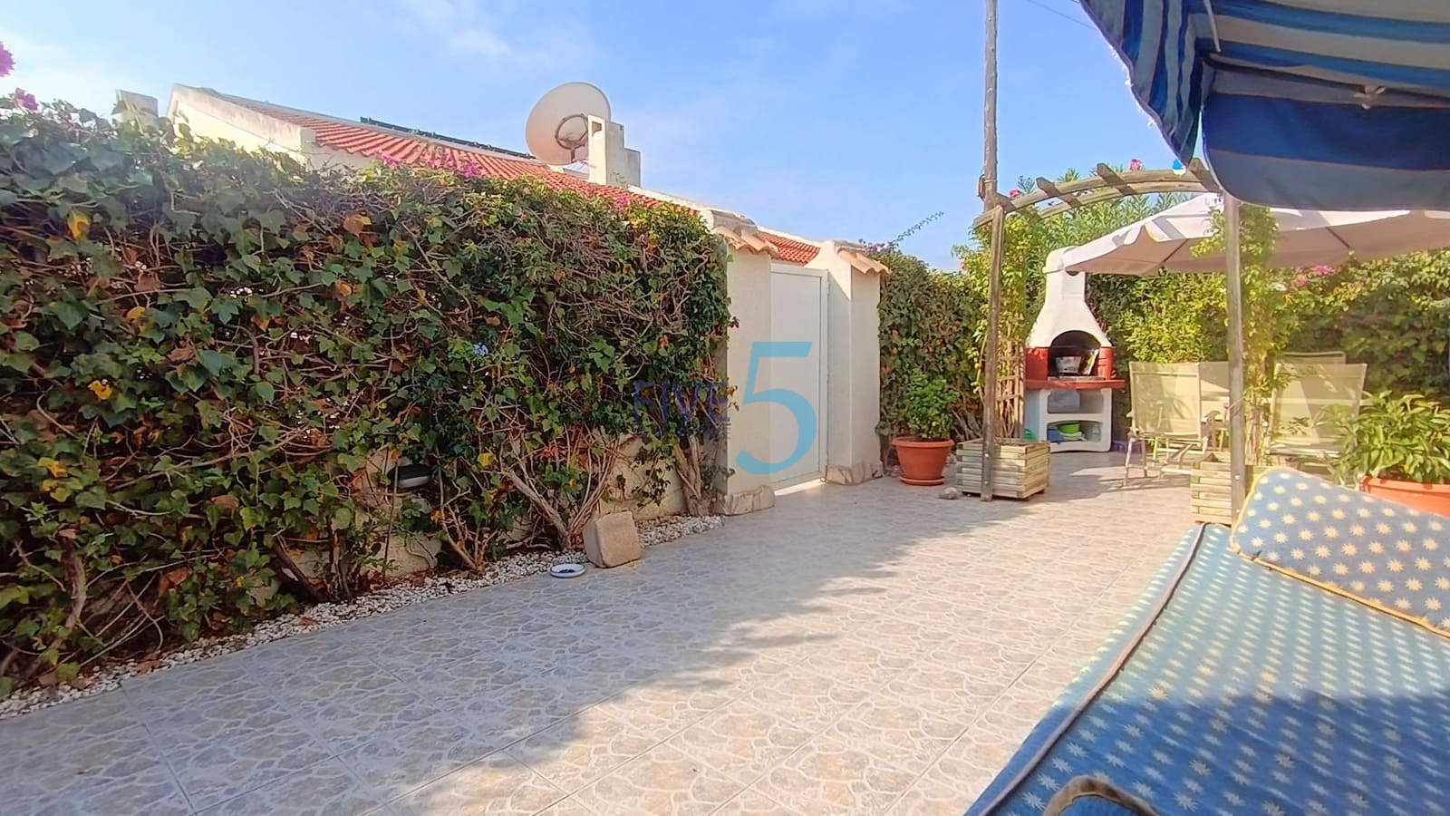 2 soverom Villa til salgs i Ciudad Quesada med svømmebasseng - € 245 000 (Ref: 10079980)