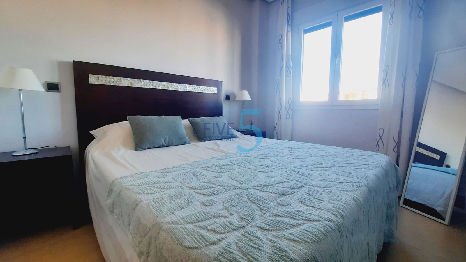 Apartamento de 2 habitaciones en Los Alcázares en venta con piscina garaje - 149.000 € (Ref: 10079981)