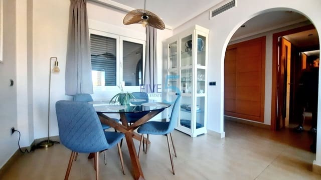 Apartamento de 2 habitaciones en Los Alcázares en venta con piscina garaje - 149.000 € (Ref: 10079981)
