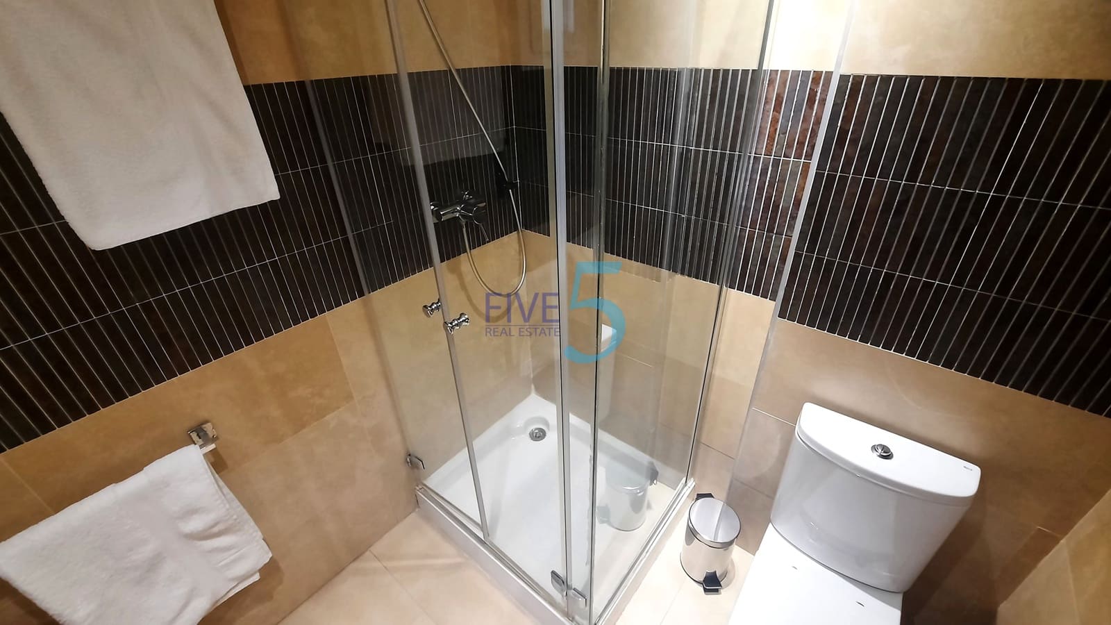 Apartamento de 2 habitaciones en Los Alcázares en venta con piscina garaje - 149.000 € (Ref: 10079981)