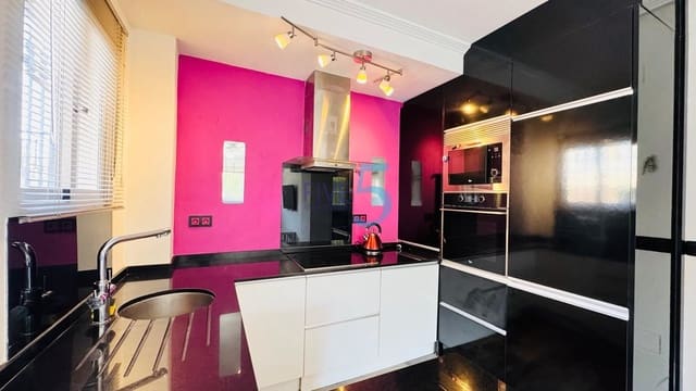 3 bedroom Townhouse for sale in Villamartin, Orihuela with pool garage - € 229,000 (Ref: 10079982)