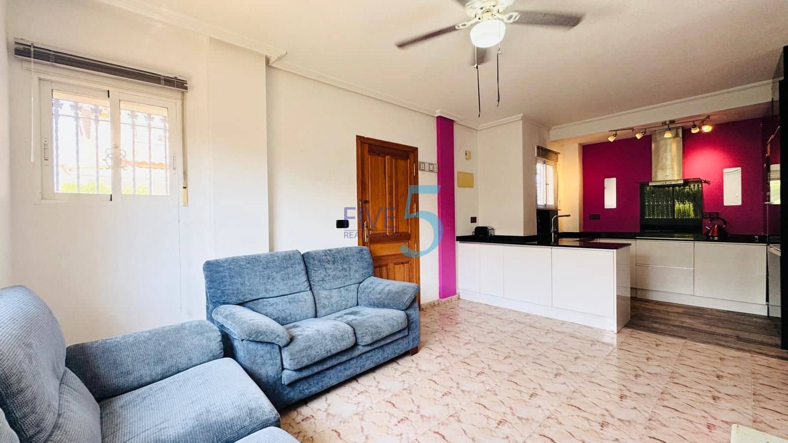3 quarto Casa em Banda para venda em Villamartin com piscina garagem - 229 000 € (Ref: 10079982)