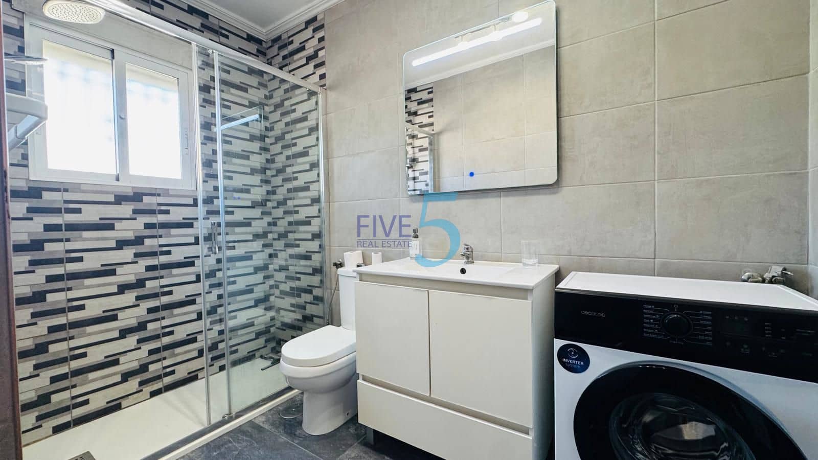 3 quarto Casa em Banda para venda em Villamartin com piscina garagem - 229 000 € (Ref: 10079982)