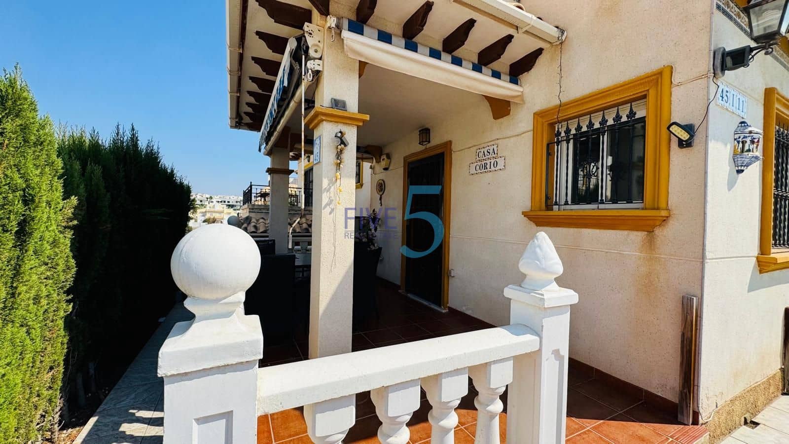 3 quarto Casa em Banda para venda em Villamartin com piscina garagem - 229 000 € (Ref: 10079982)