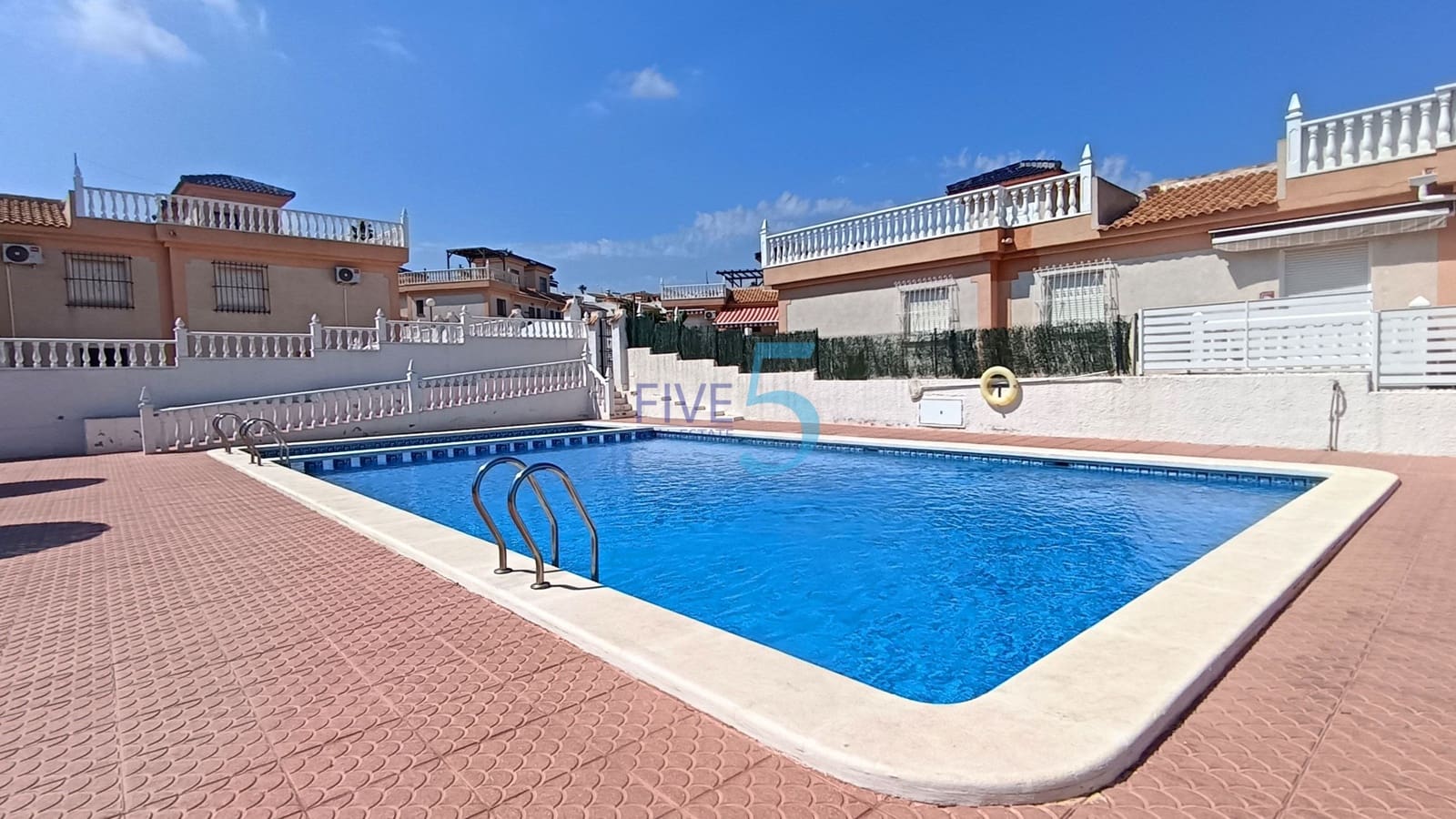 3 slaapkamer Villa te koop in Ciudad Quesada met zwembad garage - € 245.000 (Ref: 10080242)
