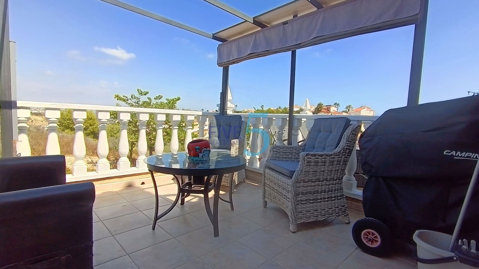 3 slaapkamer Villa te koop in Ciudad Quesada met zwembad garage - € 245.000 (Ref: 10080242)