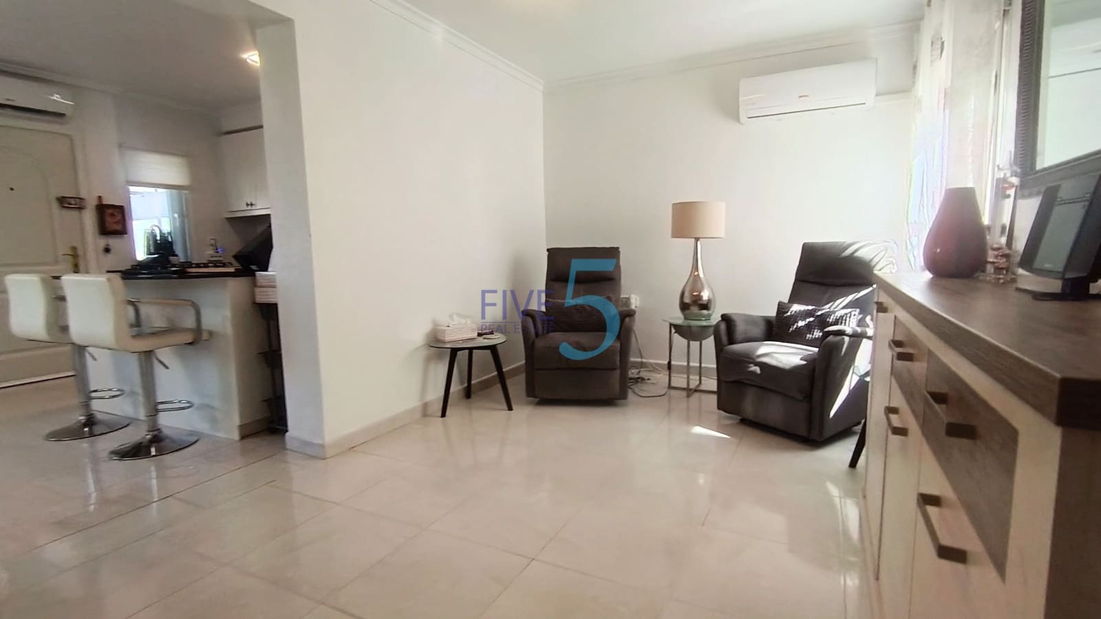3 slaapkamer Villa te koop in Ciudad Quesada met zwembad garage - € 245.000 (Ref: 10080242)