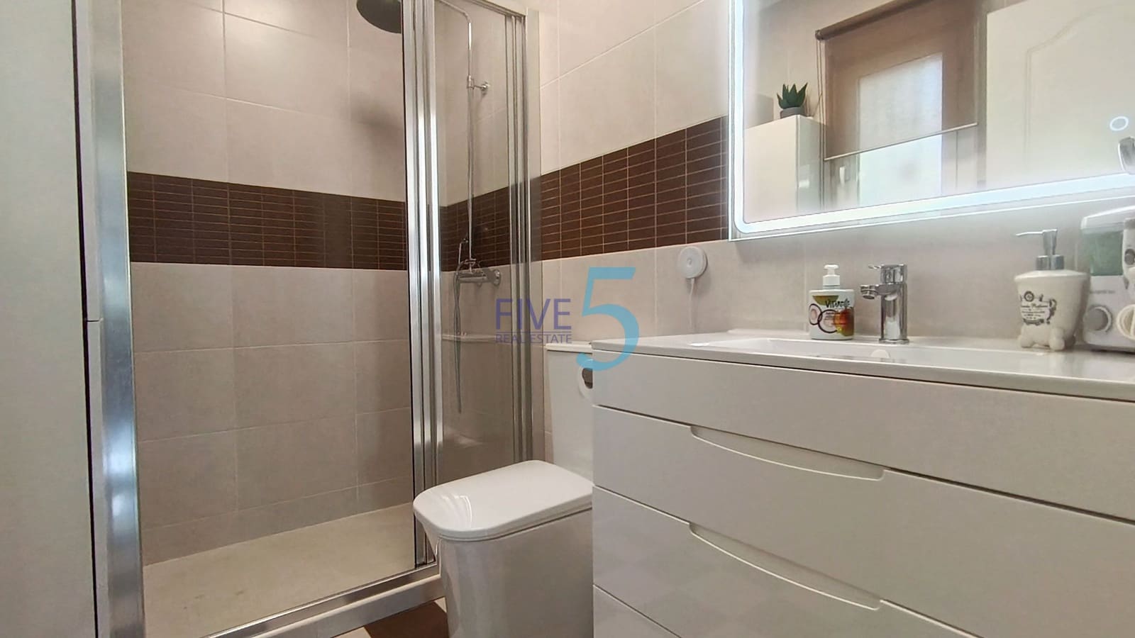 3 slaapkamer Villa te koop in Ciudad Quesada met zwembad garage - € 245.000 (Ref: 10080242)