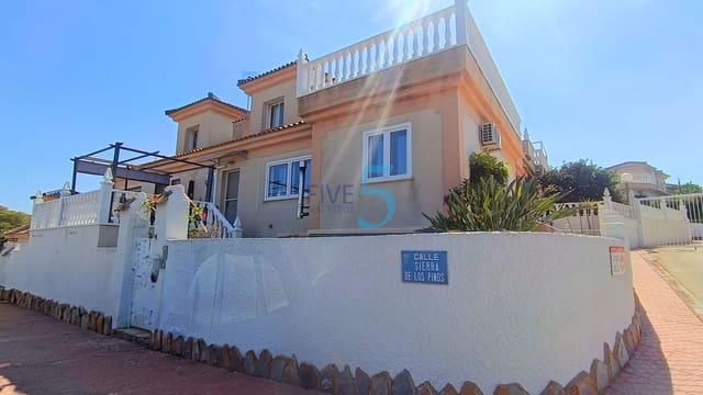 3 slaapkamer Villa te koop in Ciudad Quesada, Rojales met zwembad garage - € 245.000 (Ref: 10080242)