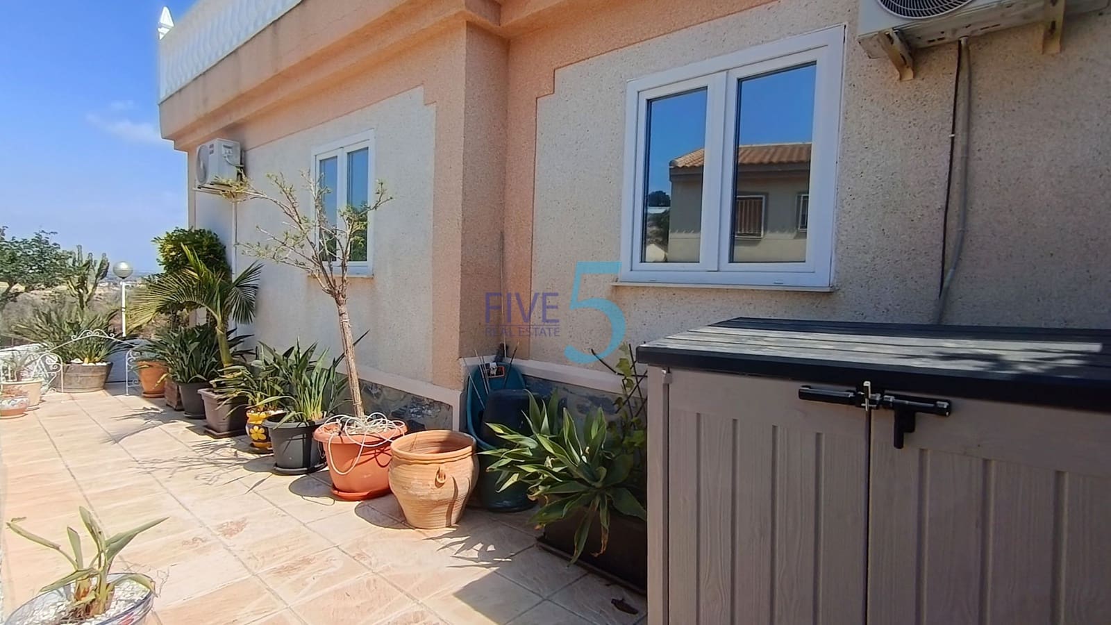 3 slaapkamer Villa te koop in Ciudad Quesada met zwembad garage - € 245.000 (Ref: 10080242)