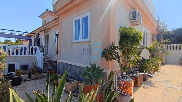 3 slaapkamer Villa te koop in Ciudad Quesada, Rojales met zwembad garage - € 245.000 (Ref: 10080242)