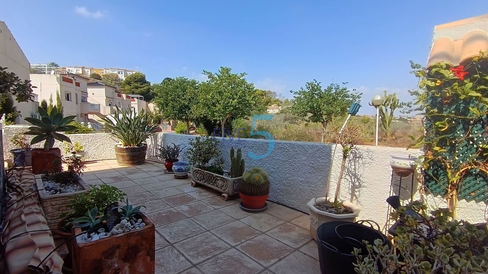 3 slaapkamer Villa te koop in Ciudad Quesada met zwembad garage - € 245.000 (Ref: 10080242)