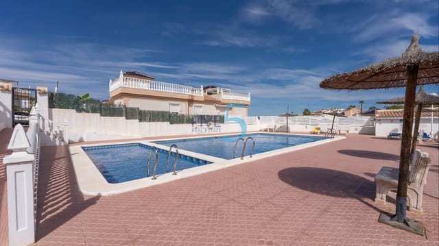 3 soverom Villa til salgs i Ciudad Quesada, Rojales med svømmebasseng garasje - € 245 000 (Ref: 10080242)