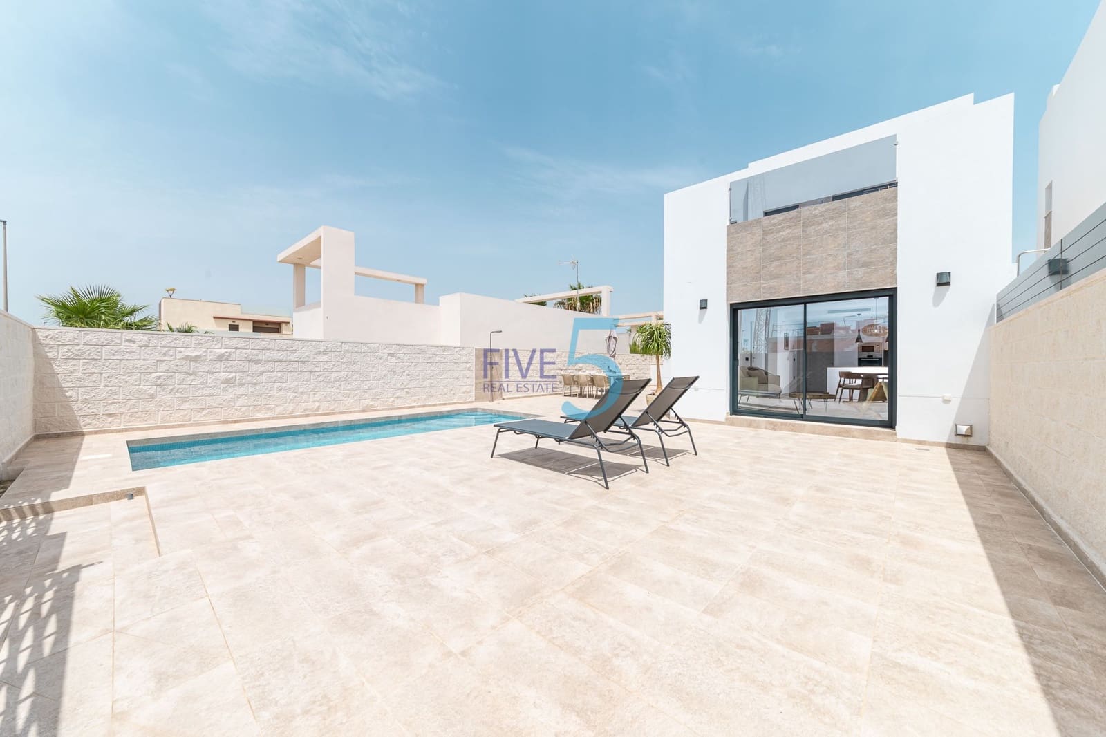 3 quarto Moradia para venda em Benijofar com piscina - 499 999 € (Ref: 10085082)