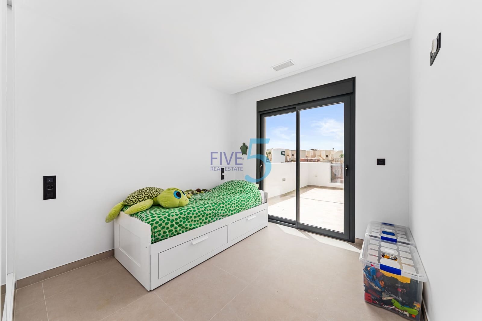 3 quarto Moradia para venda em Benijofar com piscina - 499 999 € (Ref: 10085082)