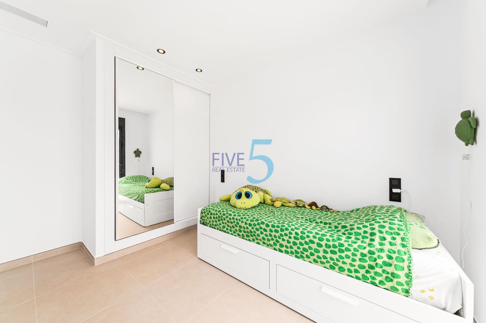 3 quarto Moradia para venda em Benijofar com piscina - 499 999 € (Ref: 10085082)