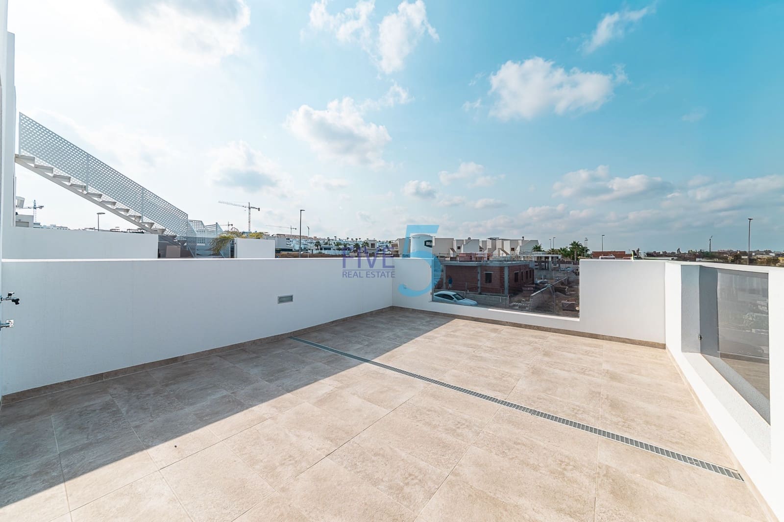 3 quarto Moradia para venda em Benijofar com piscina - 499 999 € (Ref: 10085082)