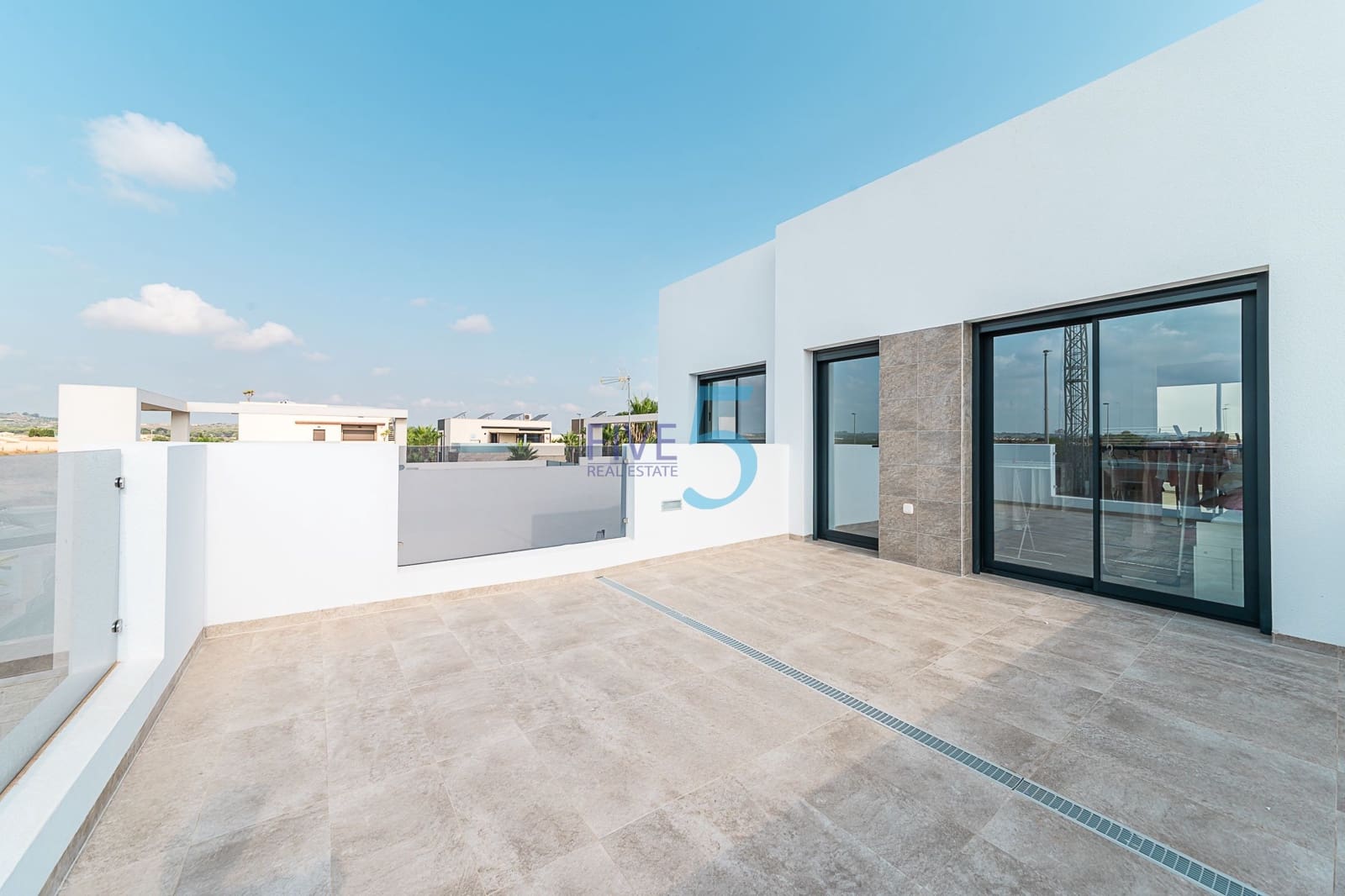 3 quarto Moradia para venda em Benijofar com piscina - 499 999 € (Ref: 10085082)