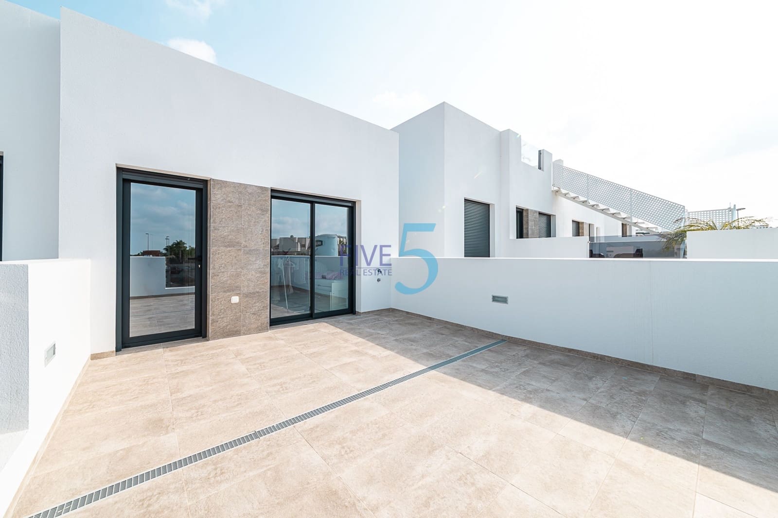 3 quarto Moradia para venda em Benijofar com piscina - 499 999 € (Ref: 10085082)