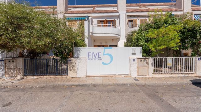 3 makuuhuone Omakotitalo myytävänä paikassa Lo Pagan, San Pedro del Pinatar - 159 850 € (Ref: 10085369)