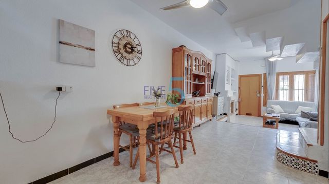 3 makuuhuone Omakotitalo myytävänä paikassa Lo Pagan, San Pedro del Pinatar - 159 850 € (Ref: 10085369)