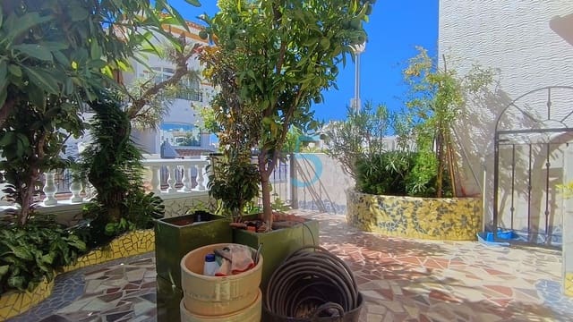 2 makuuhuone Huoneisto myytävänä paikassa Vistabella, Orihuela mukana uima-altaan 
autotalli - 132 500 € (Ref: 10085370)