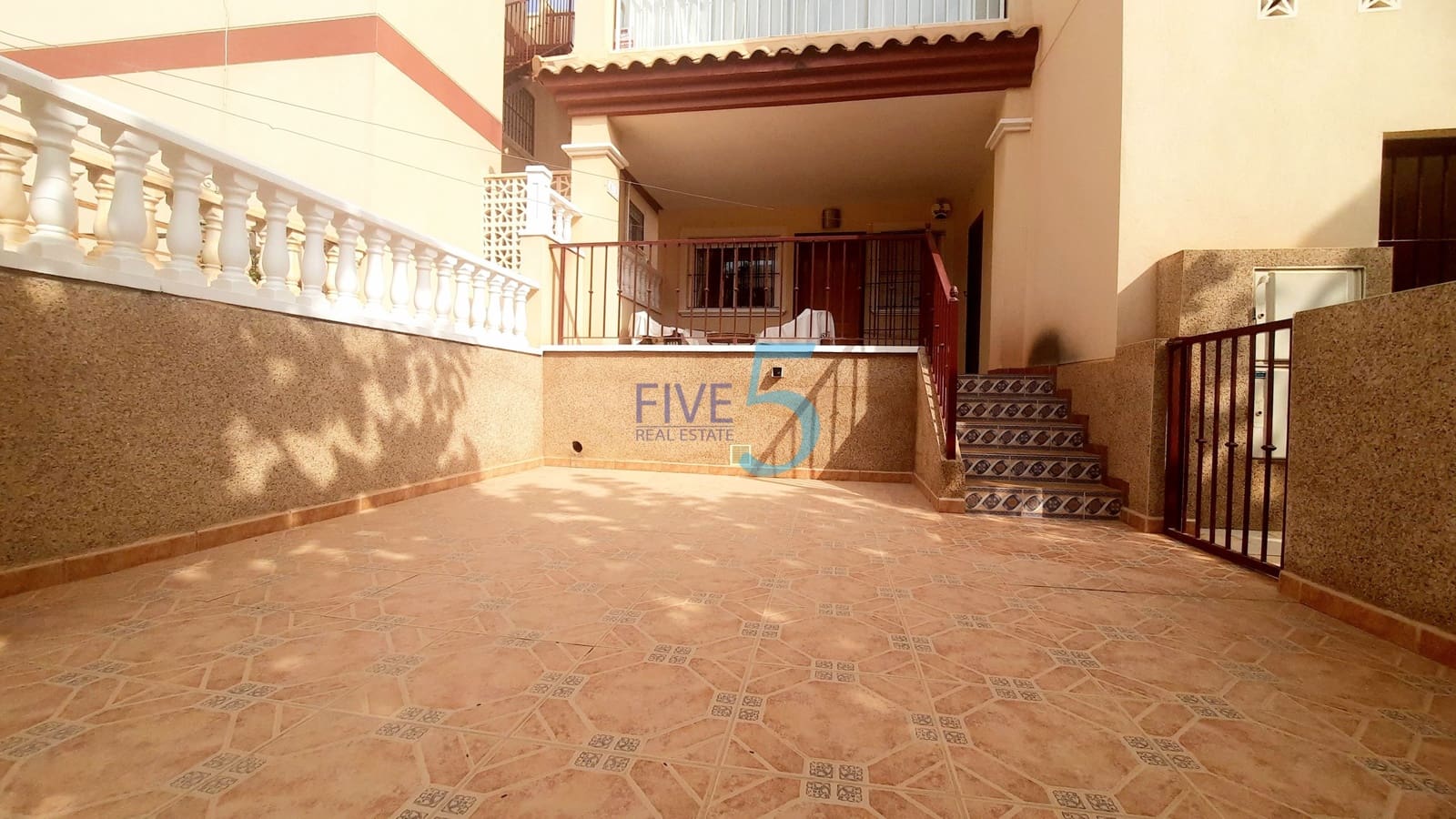 2 bedroom Apartment for sale in San Pedro del Pinatar with pool garage - € 135,000 (Ref: 10085371)